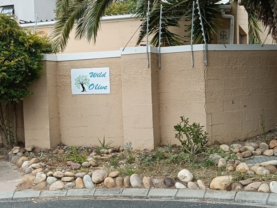 2 Bedroom Property for Sale in Fairview Golf Estate Western Cape